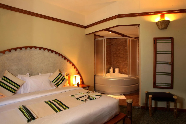 Nega Bonger Hotel