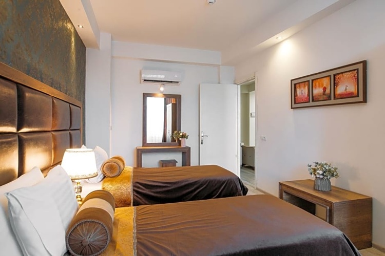 2 Bedrooms Suite