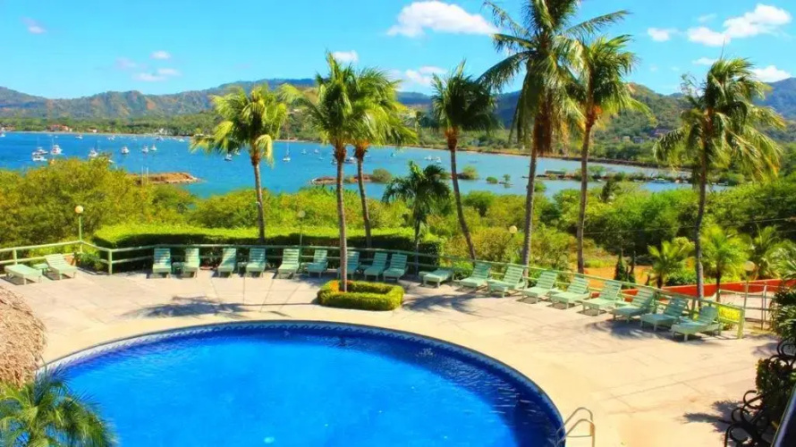 Flamingo Marina Resort Studio