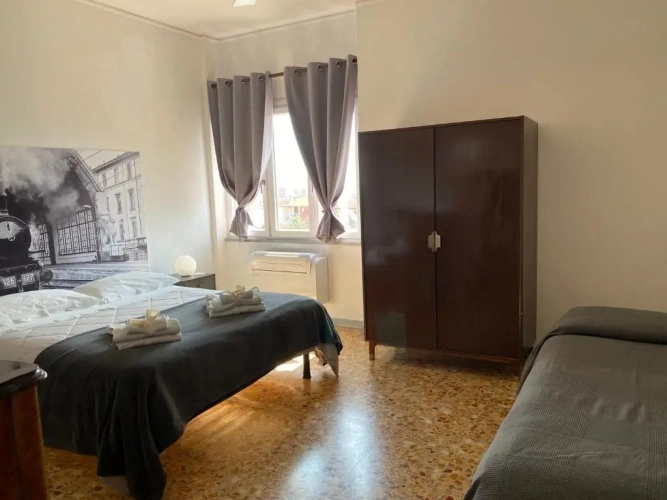 Standard Triple room