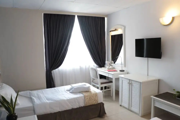 LeGallery Suites