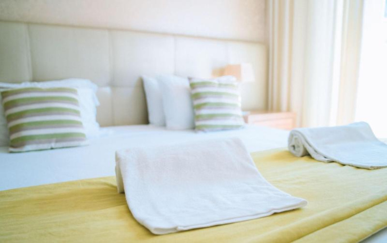 LAURUS Hotel