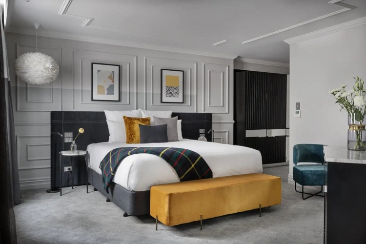 Luxury room