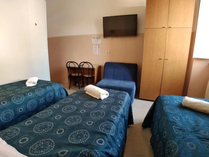 Triple room