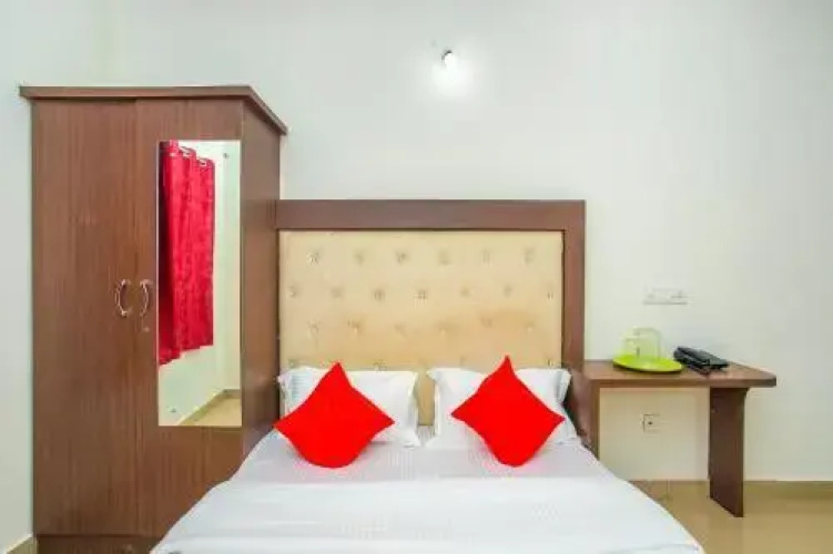 OYO 19124 Rd Inn