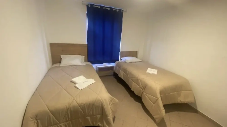 Standard Twin room with city view