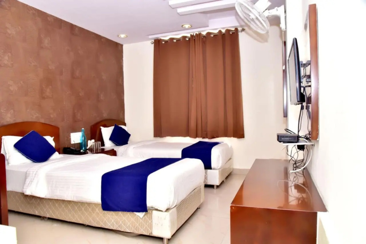 Hotel O Grand Decor