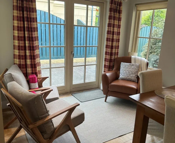7 Oakwood Manor Kenmare