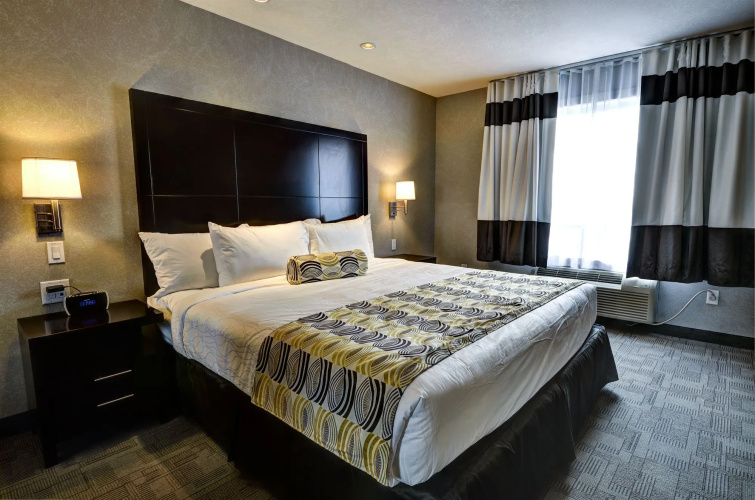 Home Inn & Suites Swift Current