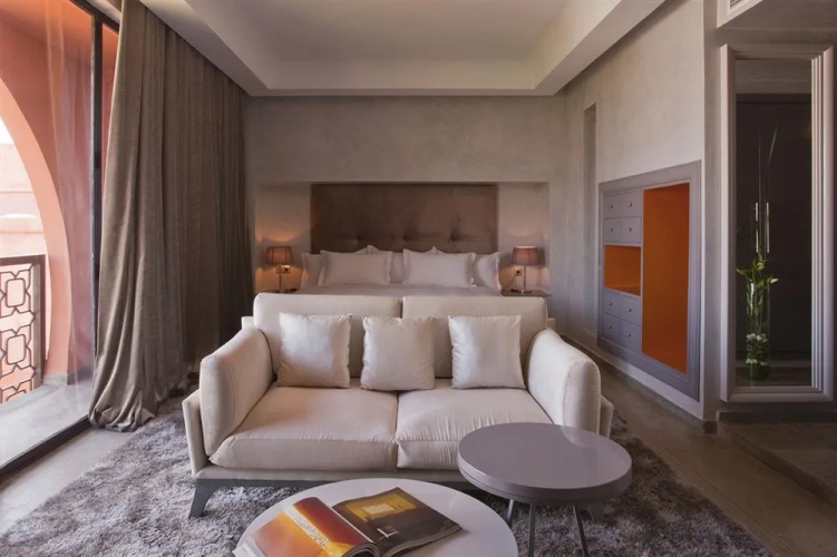 Crystal Hotel