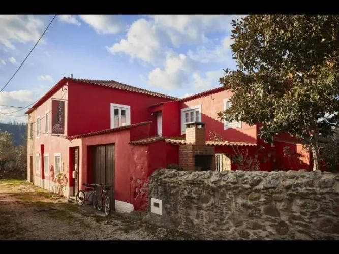 6 Bedrooms Cottage