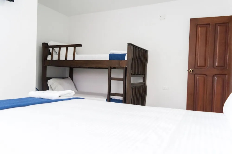 Hotel Aquarius