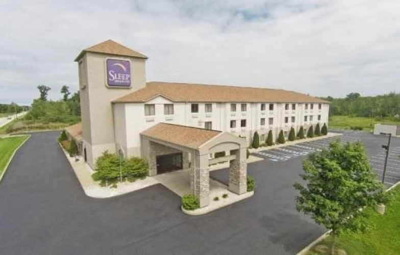 Sleep Inn & Suites