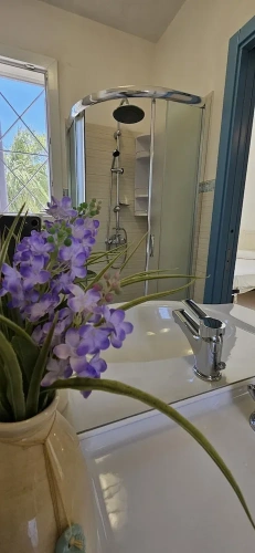 2 Bedrooms Villa