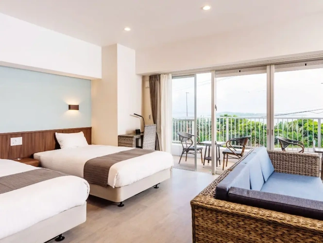 Suite with balcony