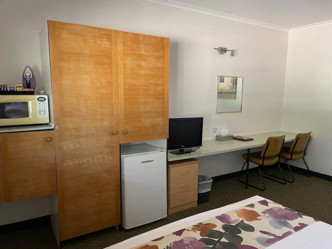Landsborough Lodge Motel