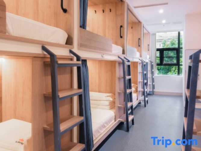Bed in Dorm (male dorm)