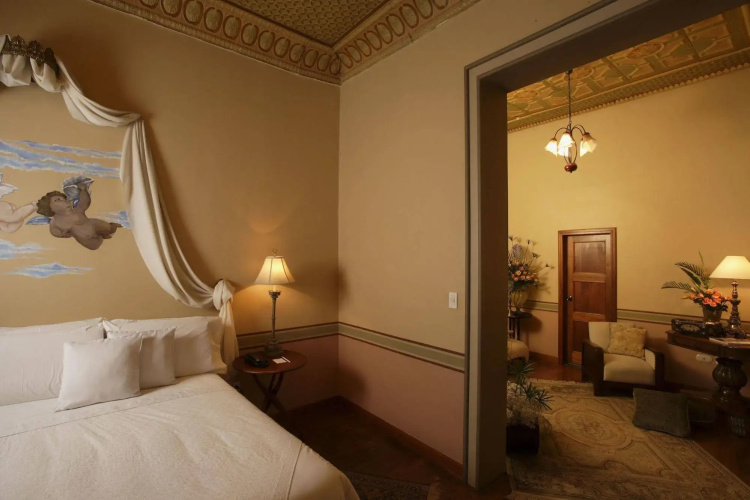 Hotel Carvallo