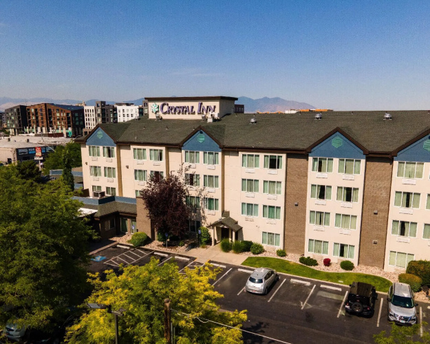 Crystal Inn Hotel & Suites photo 19