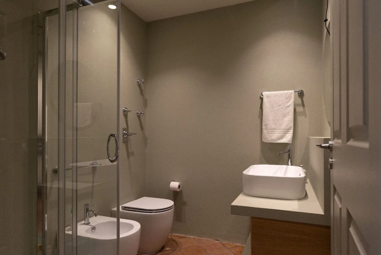 2 Bedrooms Cottage