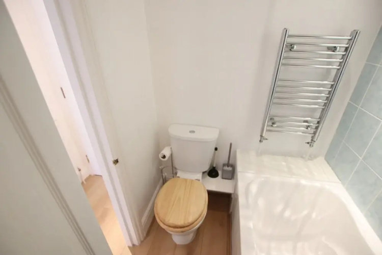Contemporary 2 bed Flat in Bristol, Free Parking