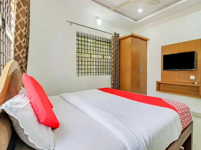 Yesh Comforts By OYO Rooms