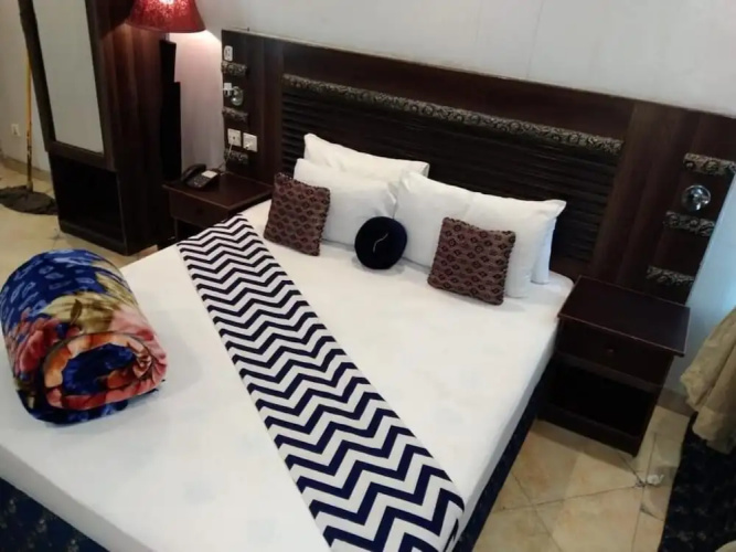 Royal suites Hotel