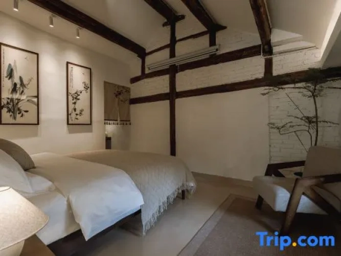1 Bedroom Suite