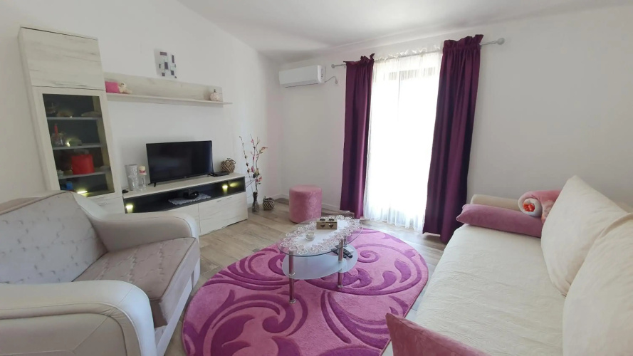 Apartment Jelena Sutvara
