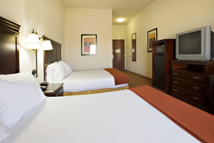 Quadruple Suite