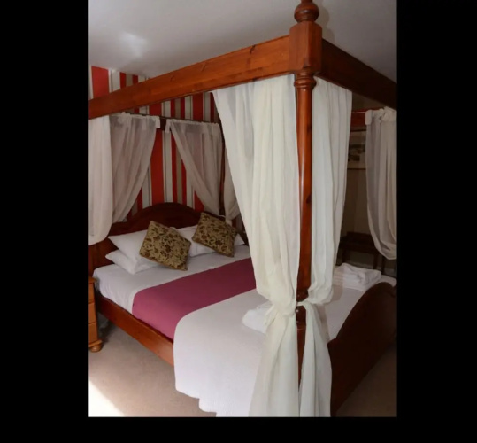 Achness Hotel
