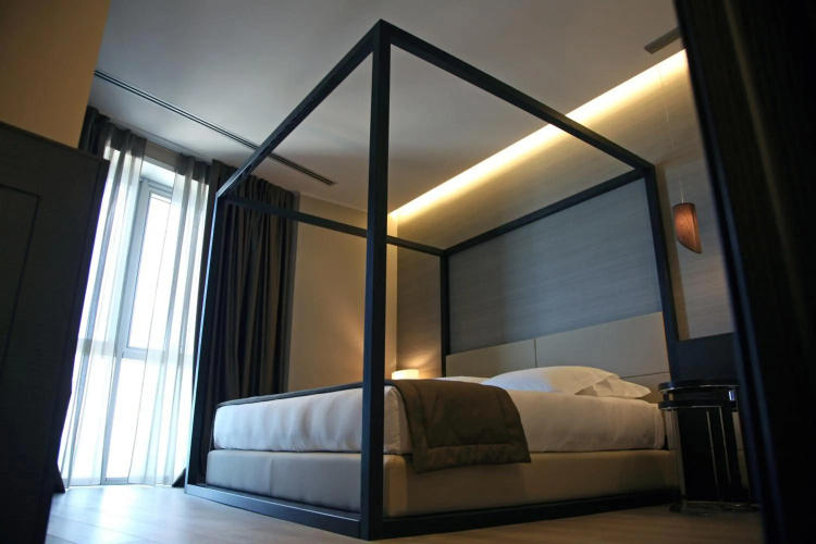 EGO Hotel