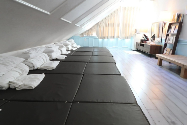 Andong Poong-gyung HOSTEL n LIBRARY