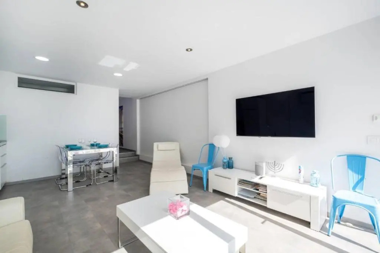 Ciudad Blanca Apartment