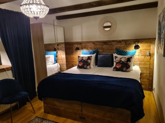 Standard Family room
