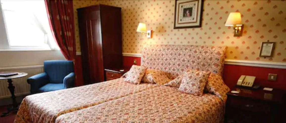 The Royal Hotel