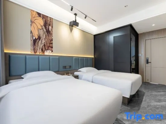 Luxury Triple room