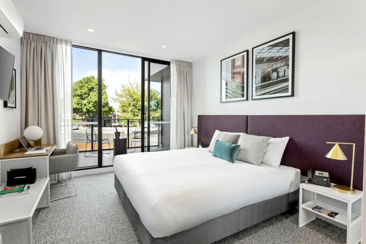 Executive Studio with balcony