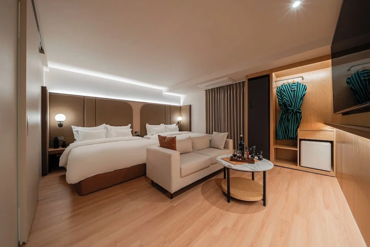 Premium Twin room