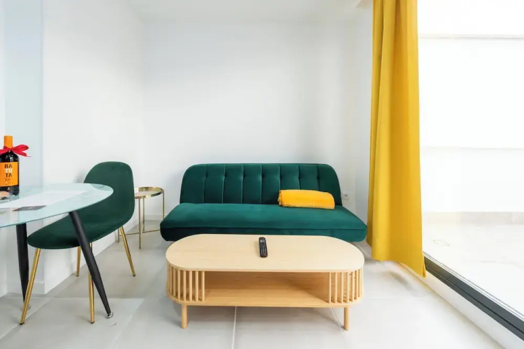 Lemon Apartment & Hotels