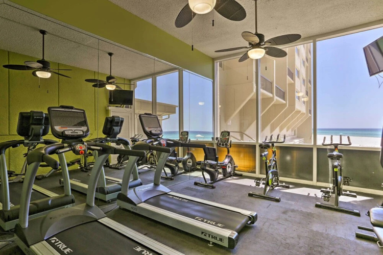 Oceanfront PCB Condo w/ Beach Access & 2 Pools