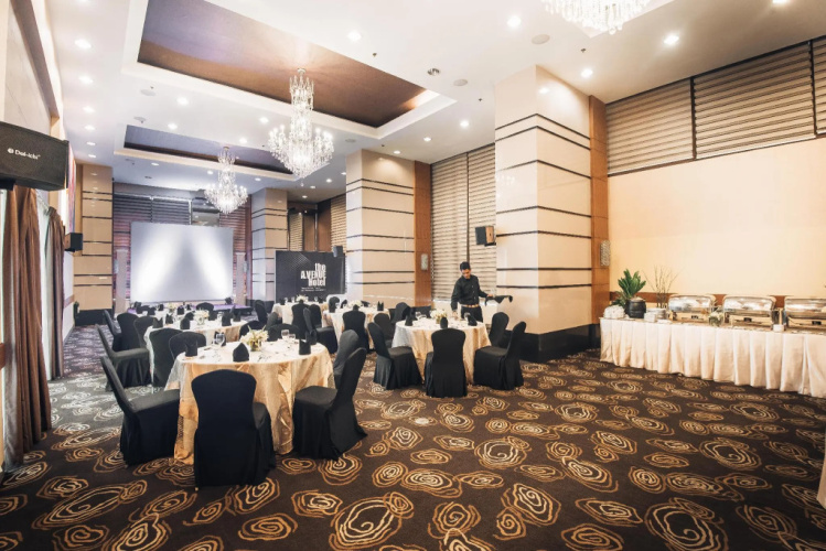 A.Venue Suites