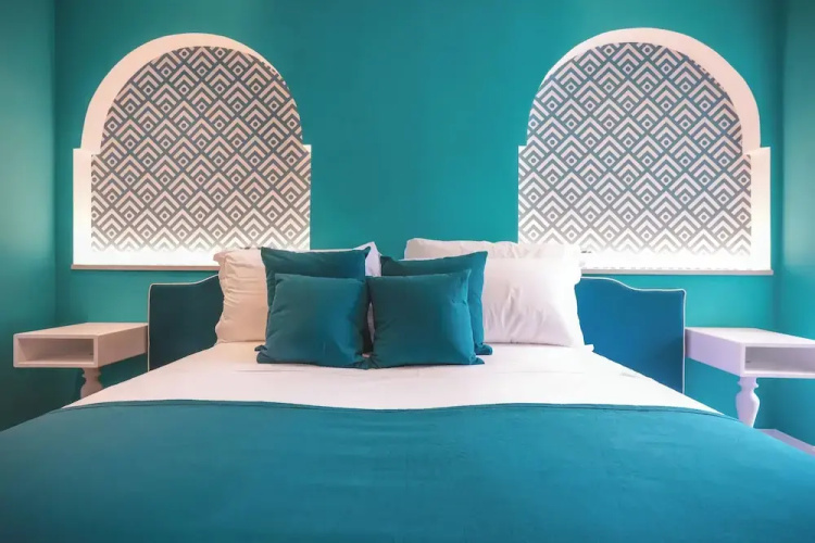 Cafè Latino Suites