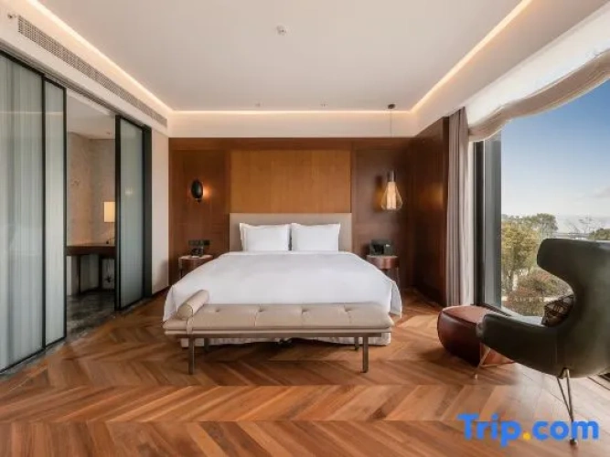 Double Suite with lake view