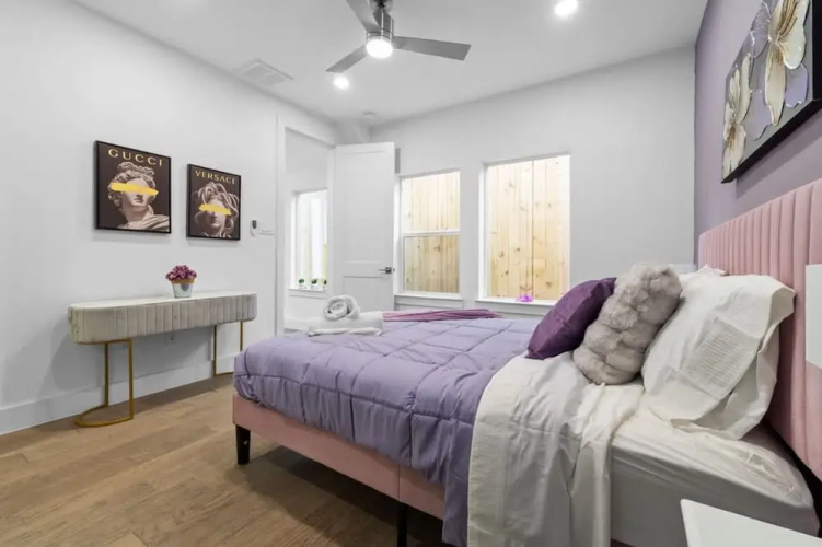Perfect Houston Group Stay for 12 With 6 Beds 6 Baths