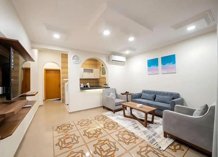 2 Bedrooms Apartment