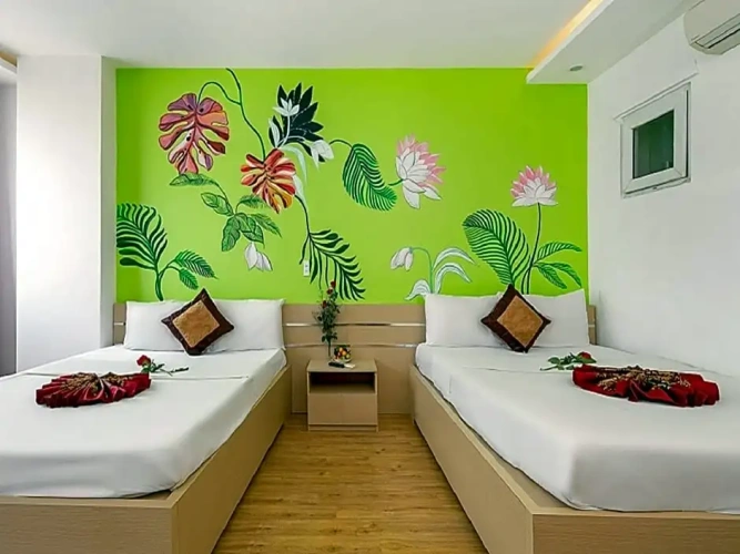 Superior Triple room with city view