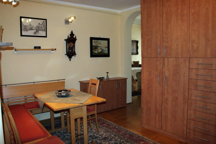 Central Holiday Apartments