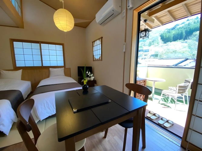 Yufuin Onsen Hotel Poppoan