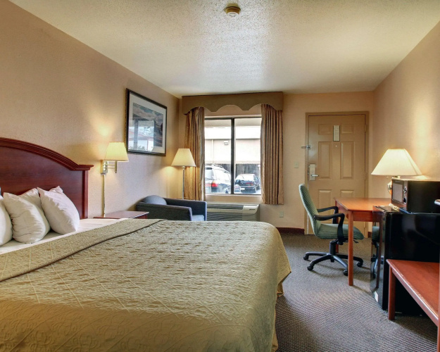 Rodeway Inn North